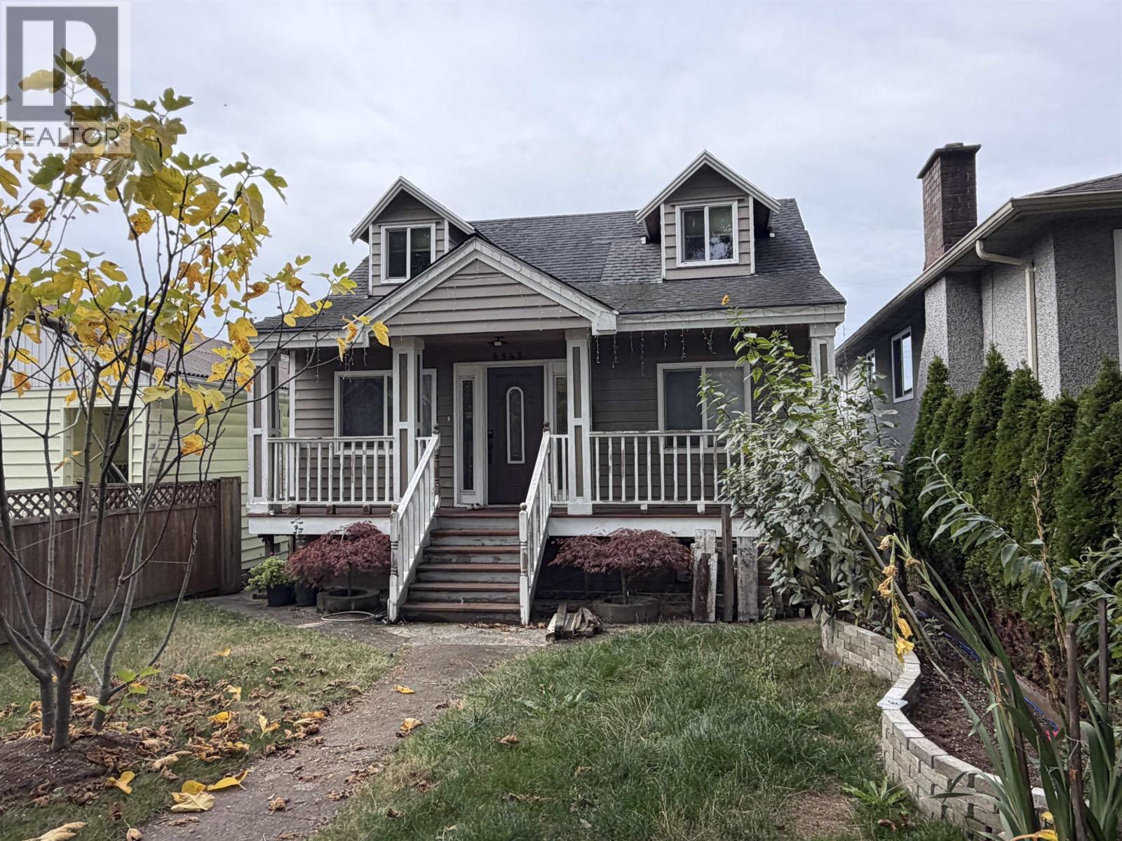 6947 BEATRICE STREET Property Photo 1