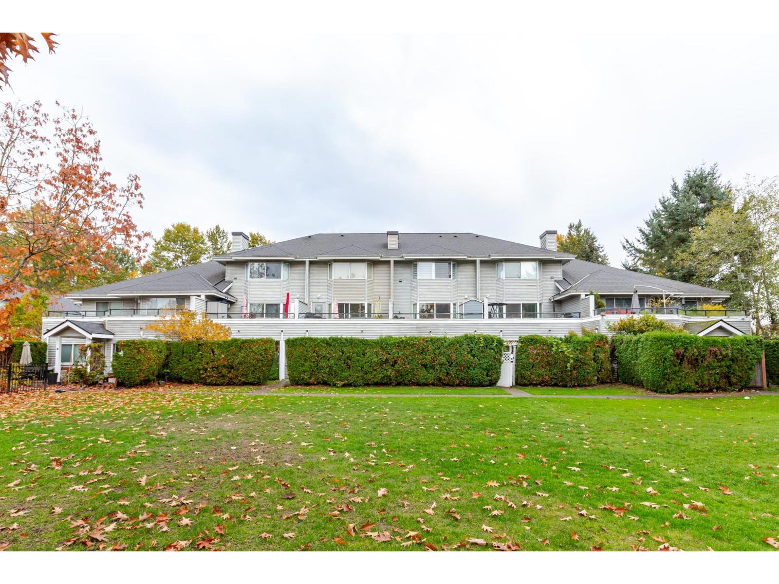 3 13660 84 AVENUE Property Photo 1