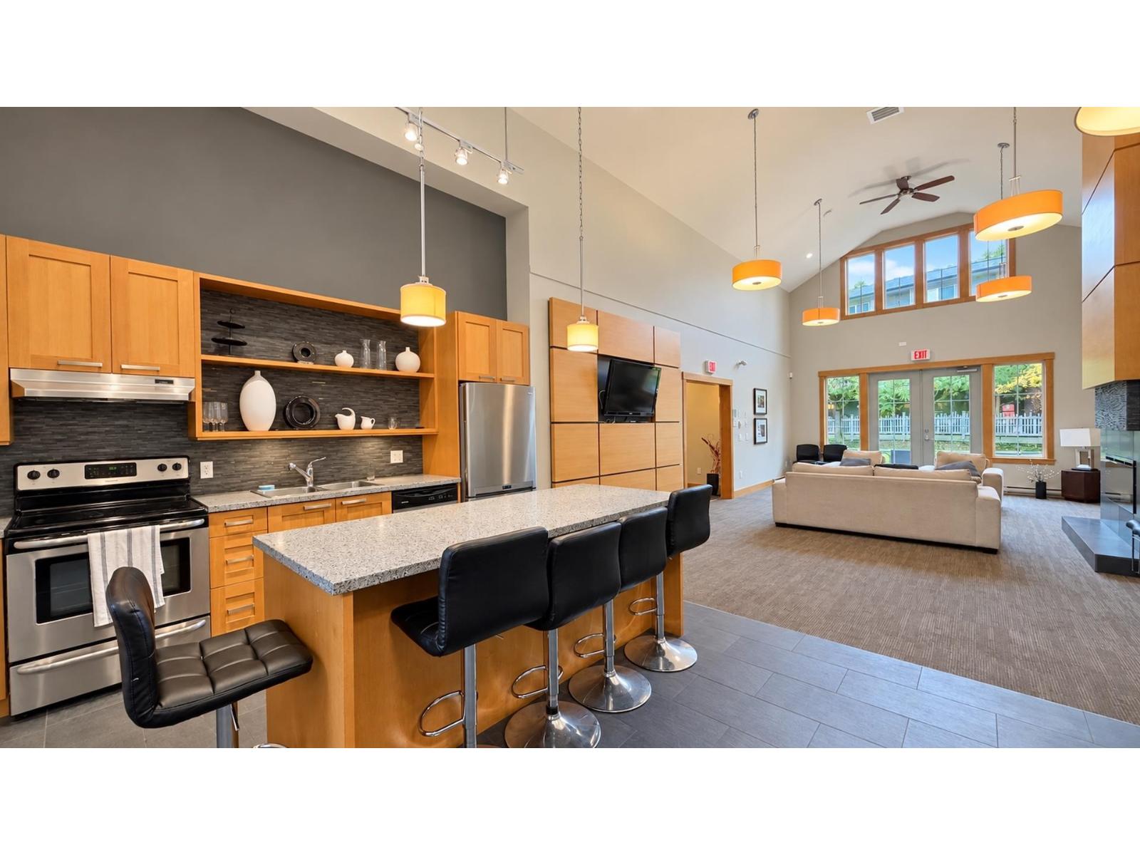 114 14833 61 Avenue Property Photo 35