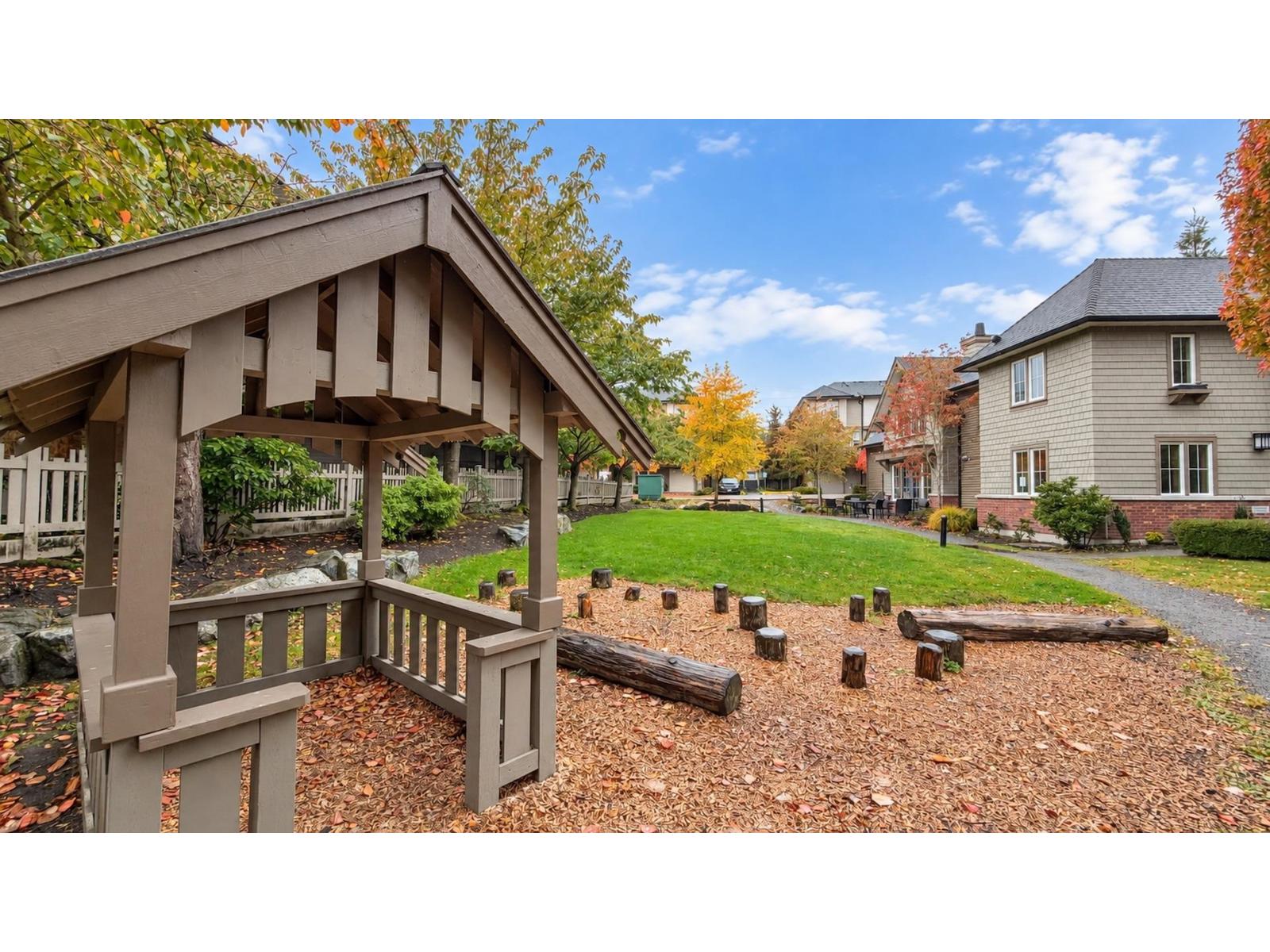 114 14833 61 Avenue Property Photo 40