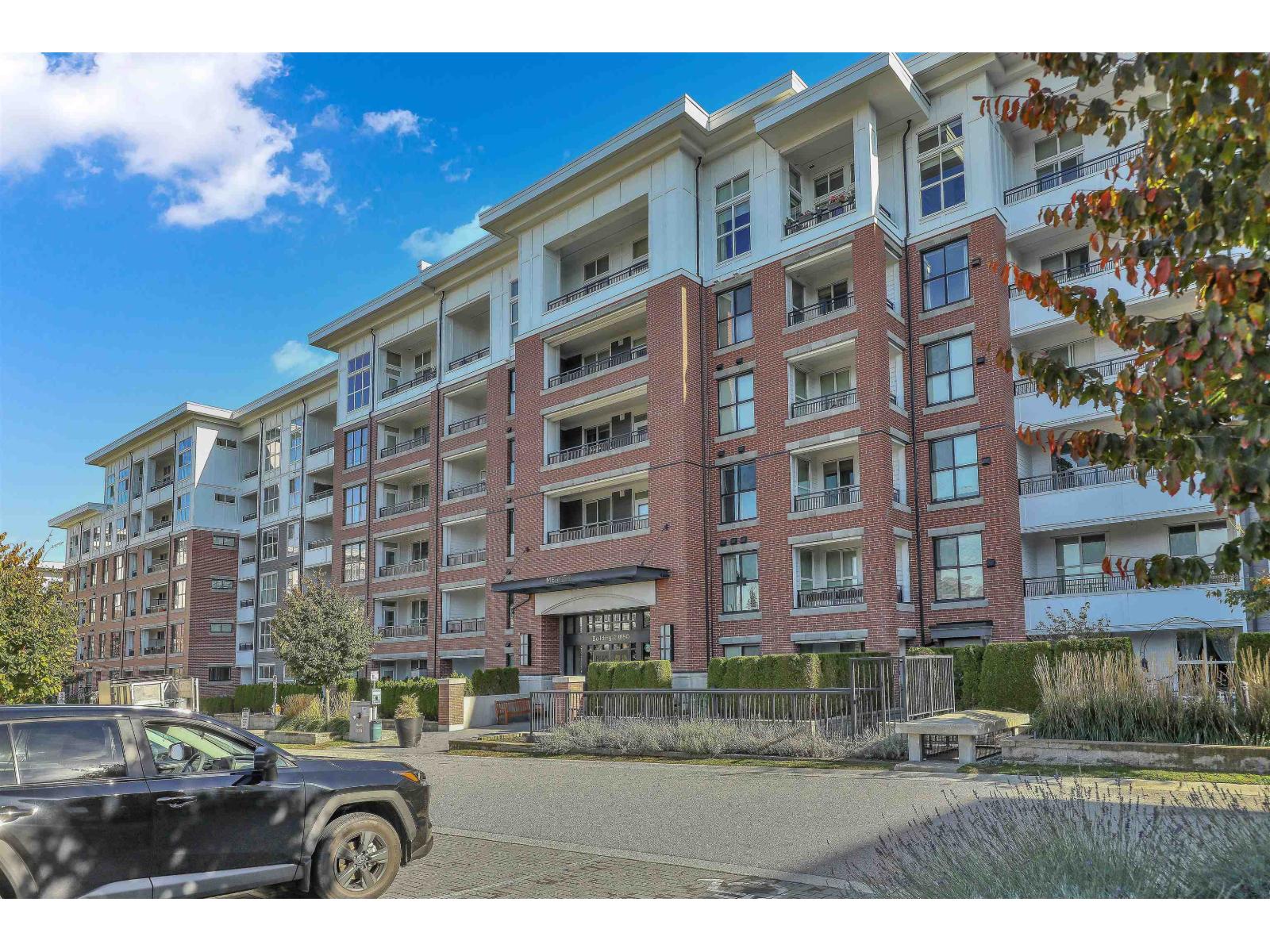 C213 8150 207 STREET Property Photo 1