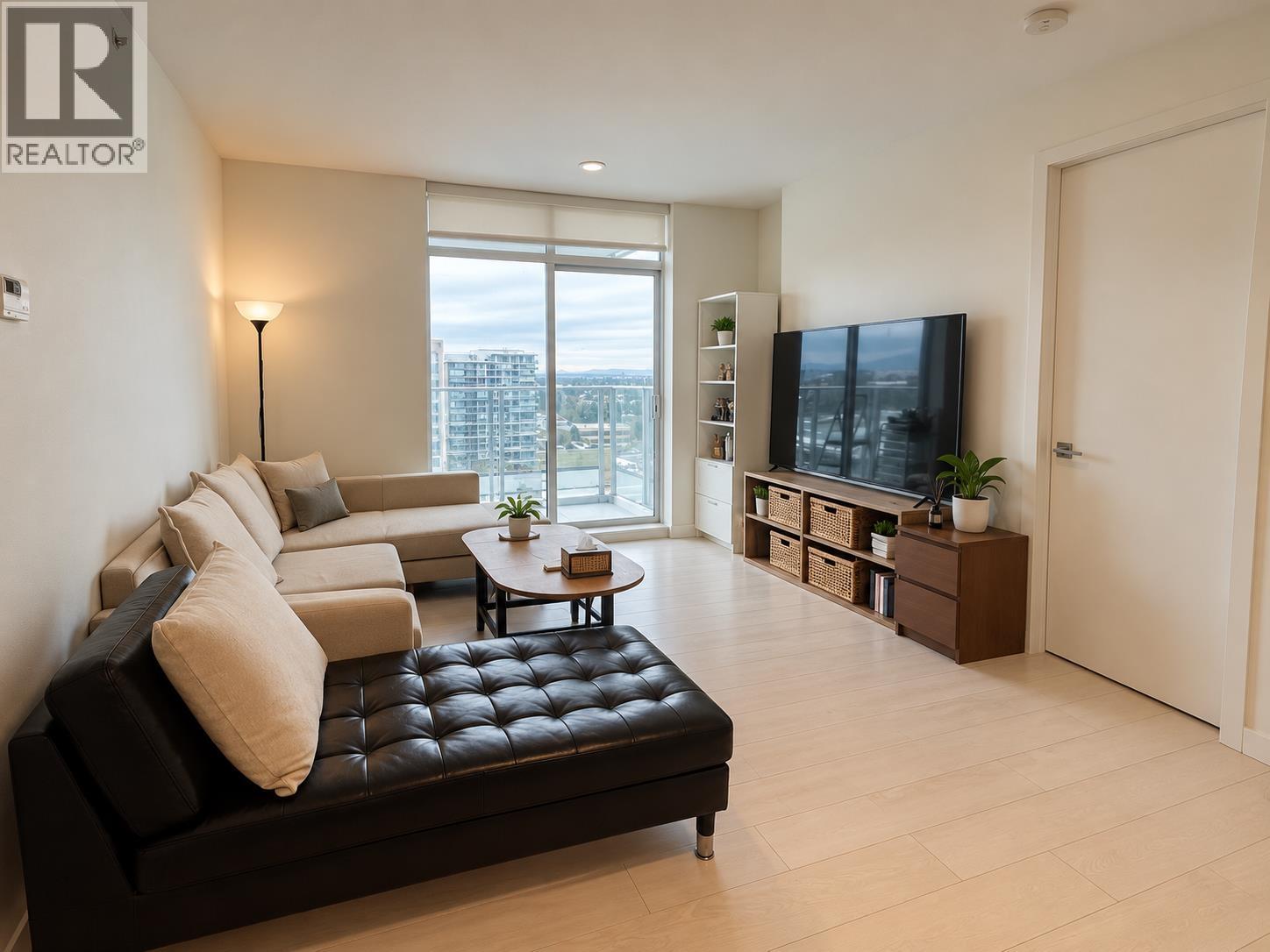 1302 5580 NO. 3 ROAD Property Photo 1
