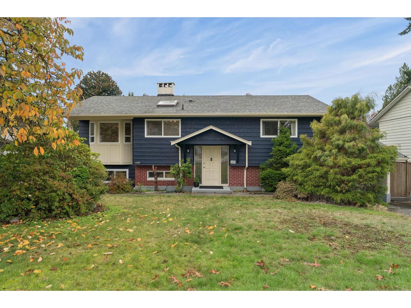 7285 112 Street Property Photo 1