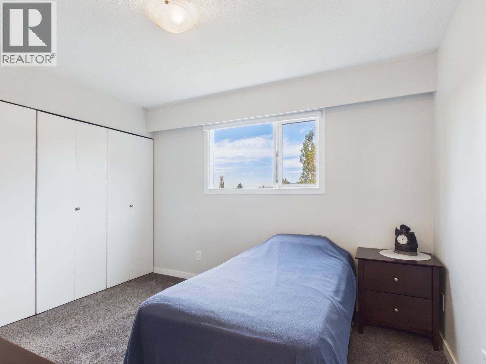 964 Huston Street Property Photo 10
