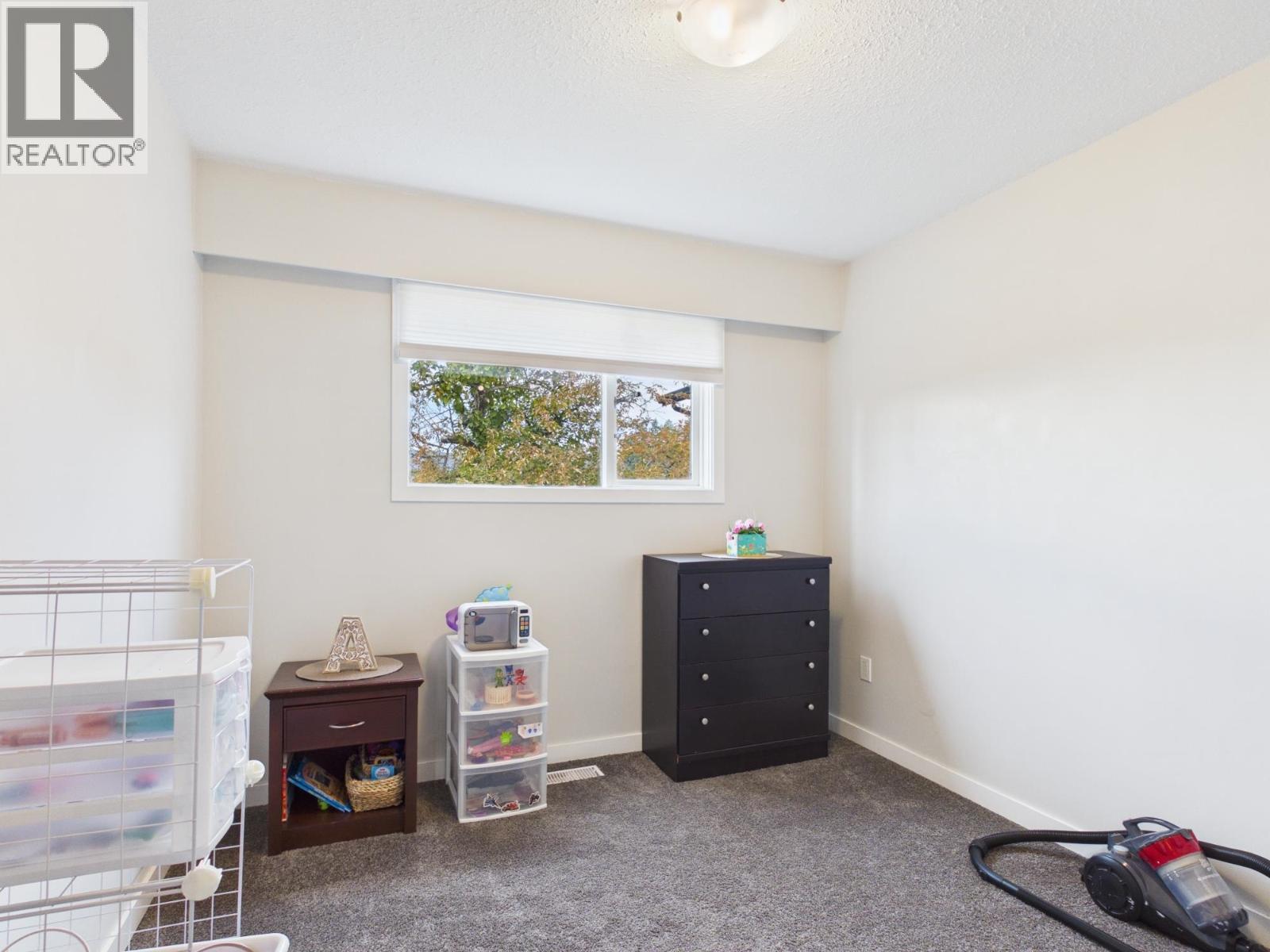 964 Huston Street Property Photo 13