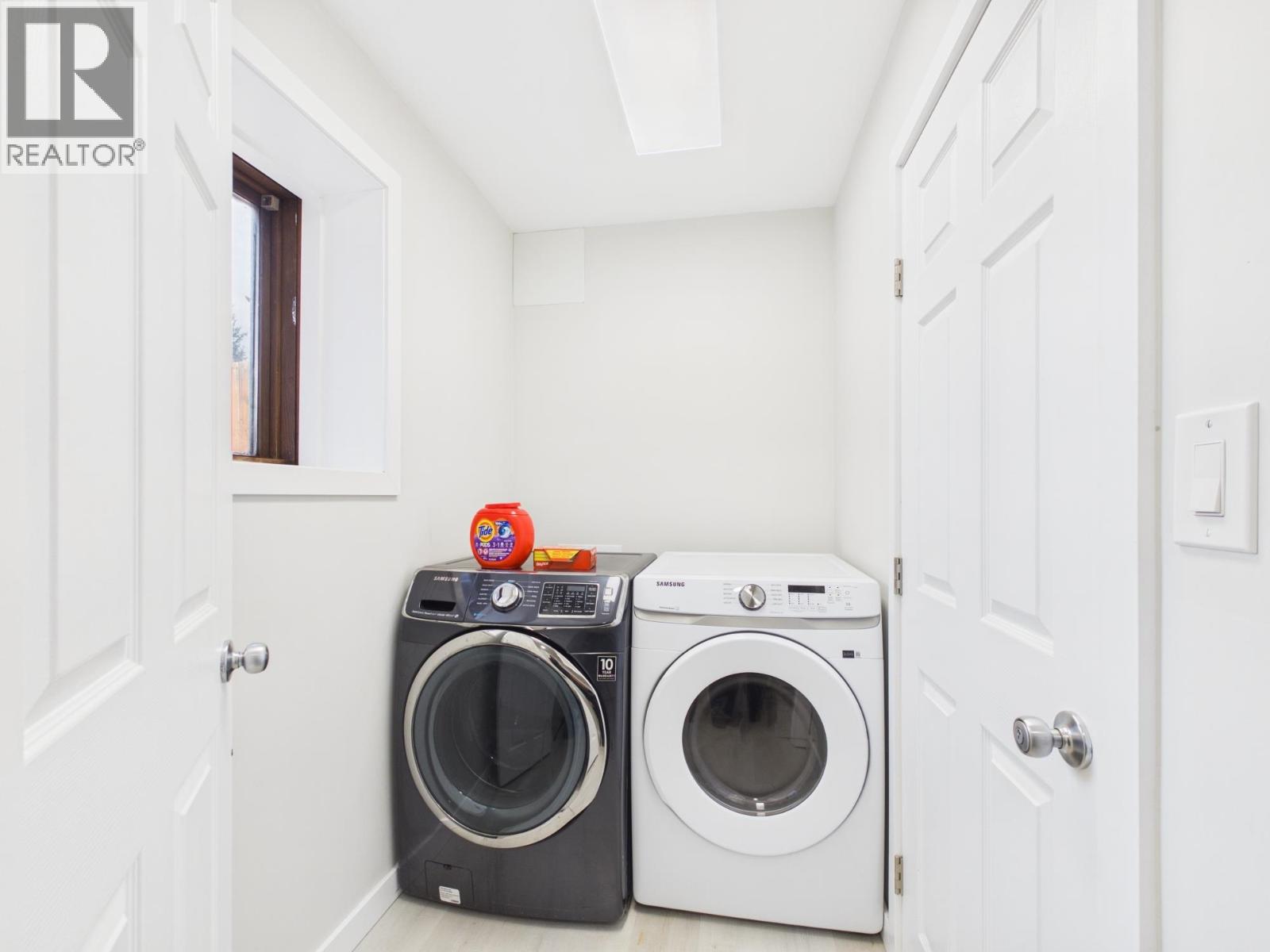 964 Huston Street Property Photo 17