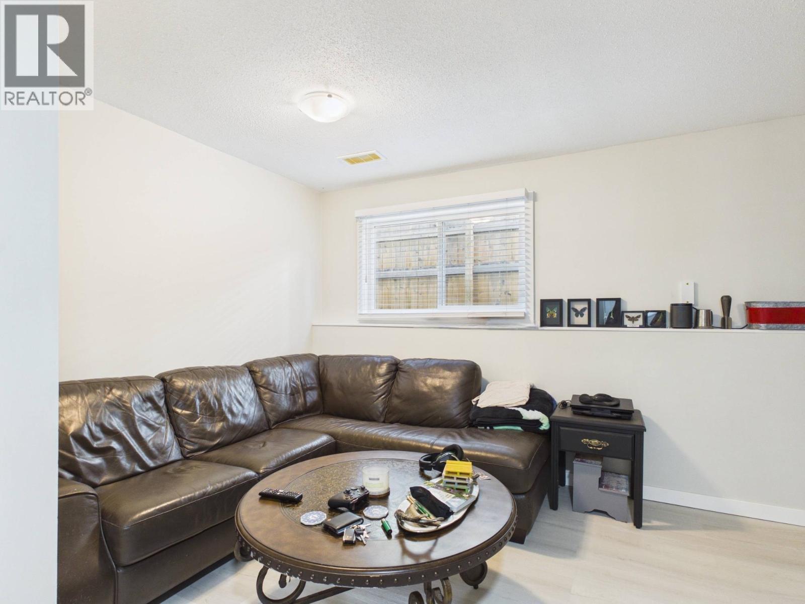 964 Huston Street Property Photo 19