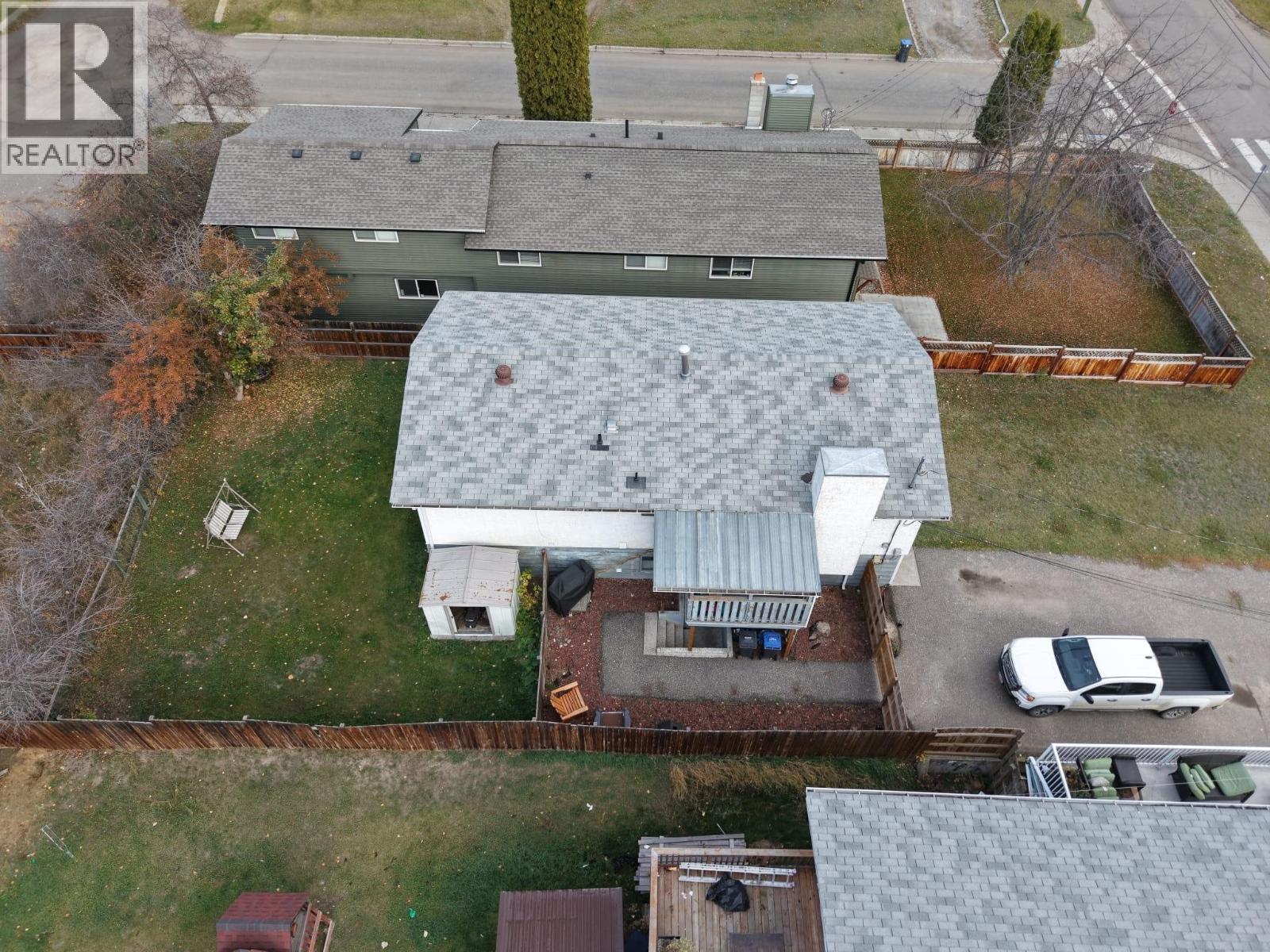 964 Huston Street Property Photo 29