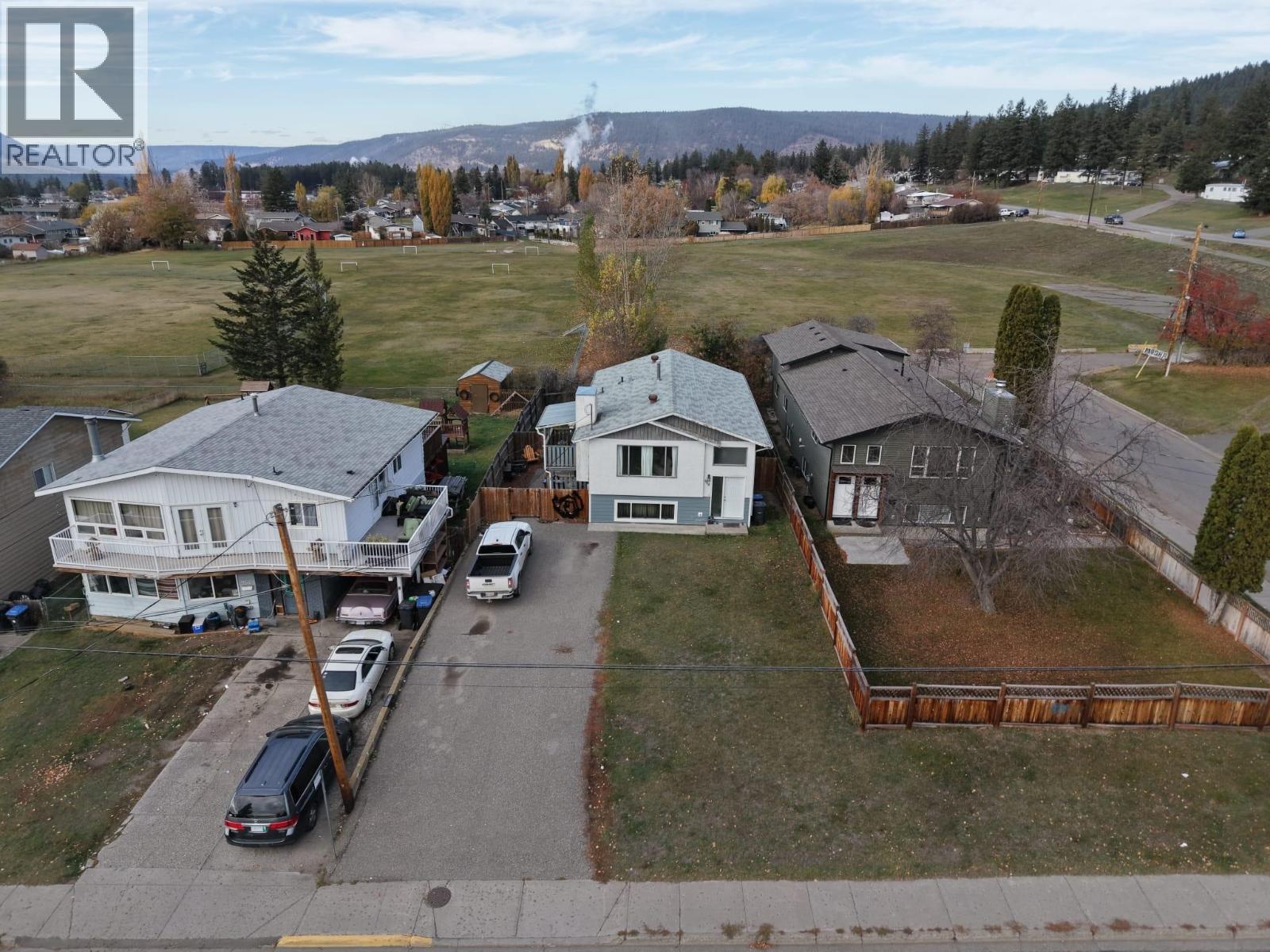 964 Huston Street Property Photo 30