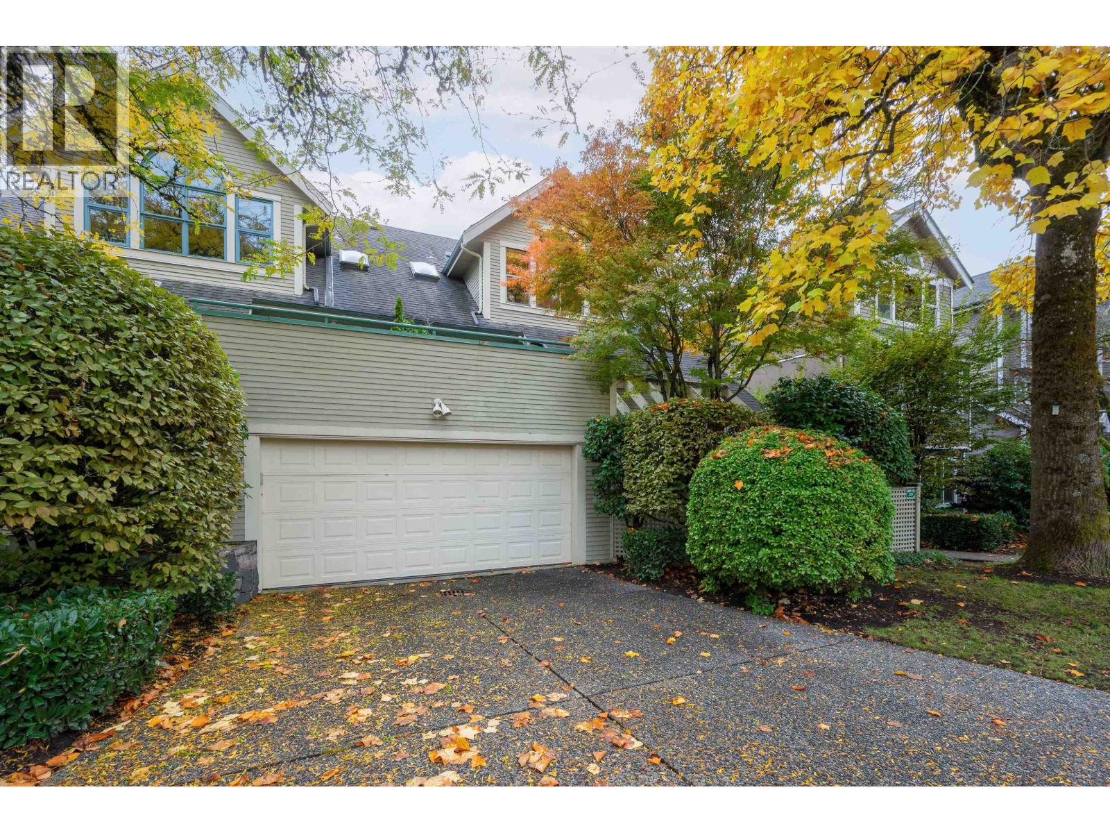 12 229 E 8TH STREET Property Photo 1