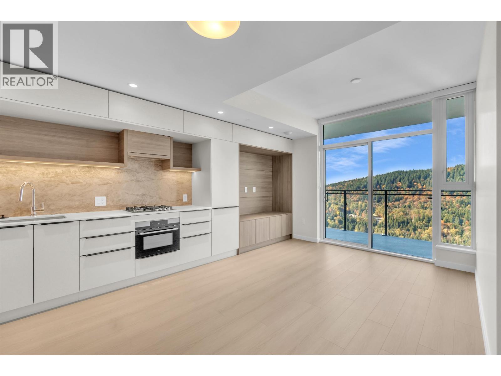 3505 612 ELMWOOD STREET Property Photo 1