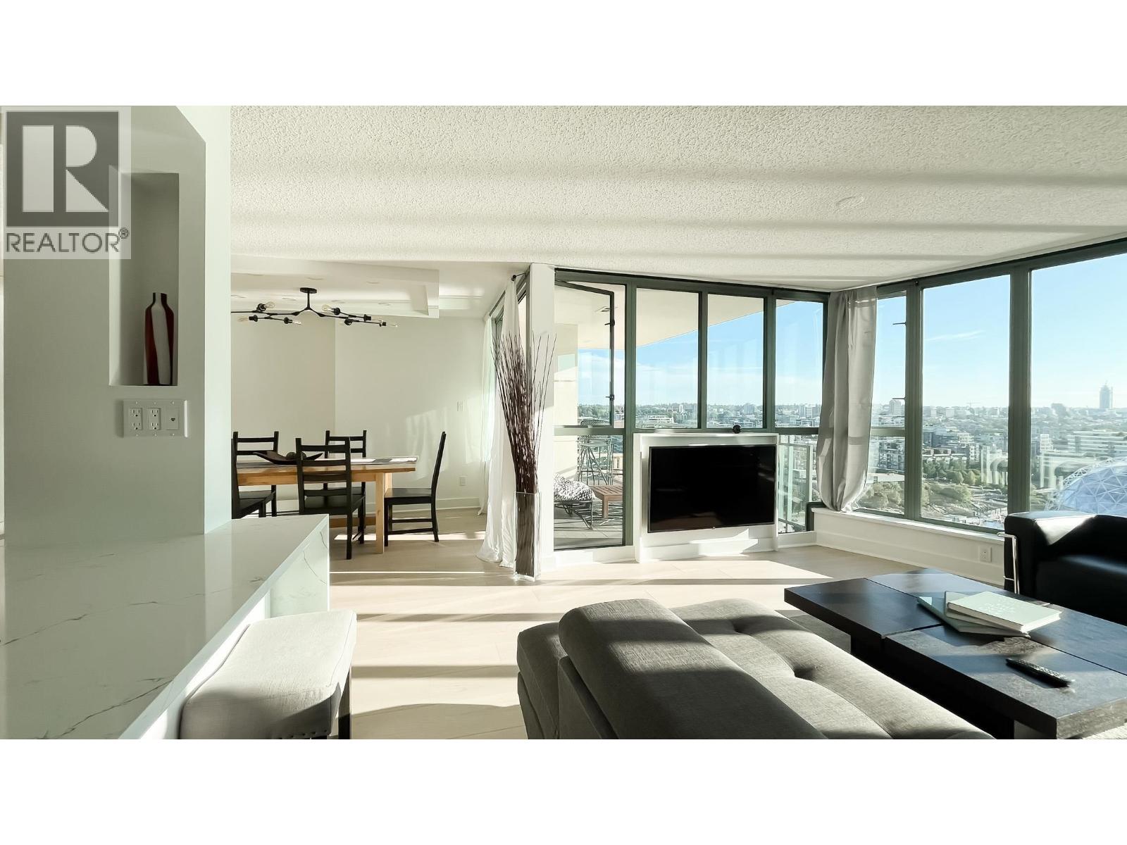 2101 1188 QUEBEC STREET Property Photo 1