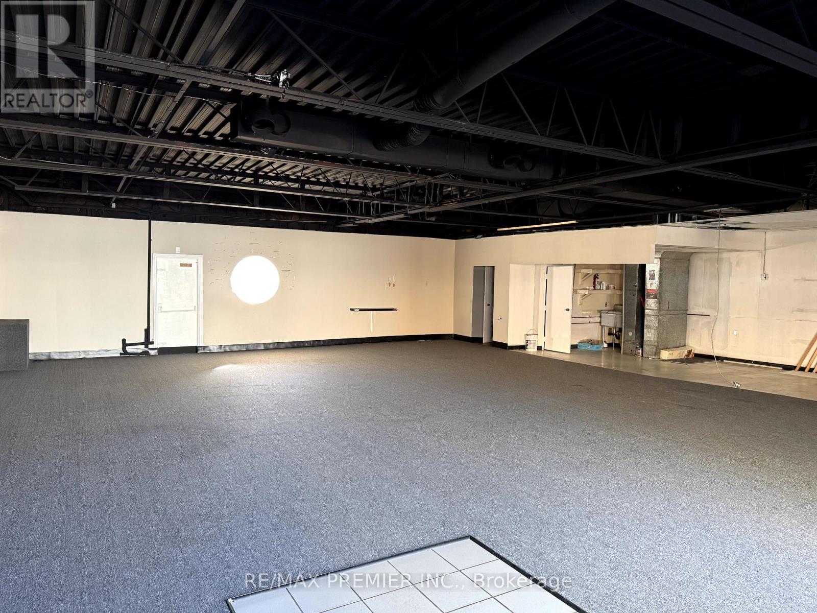 149 Dunlop Street E Property Photo 1
