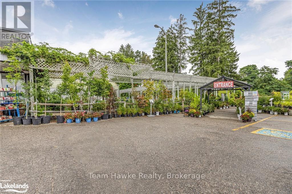 830 Yonge Street Property Photo 22