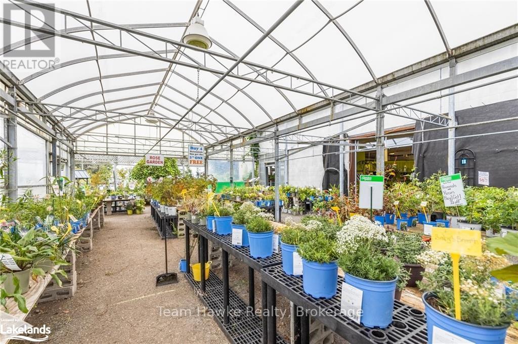 830 Yonge Street Property Photo 27