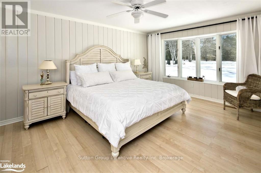 4361 12 S Property Photo 19