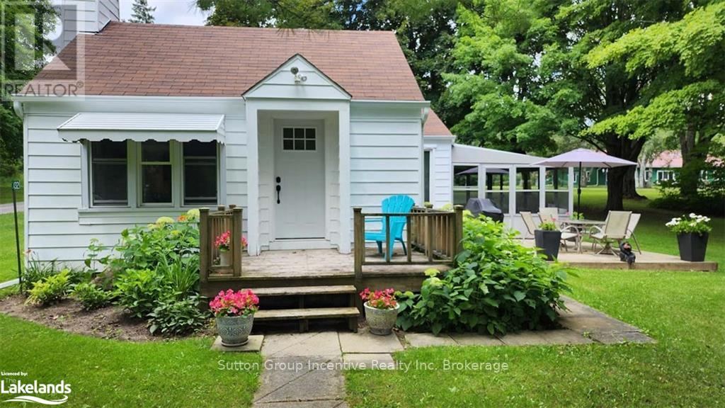 4361 12 S Property Photo 33