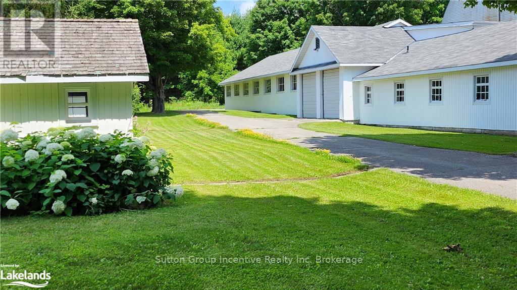 4361 12 S Property Photo 35