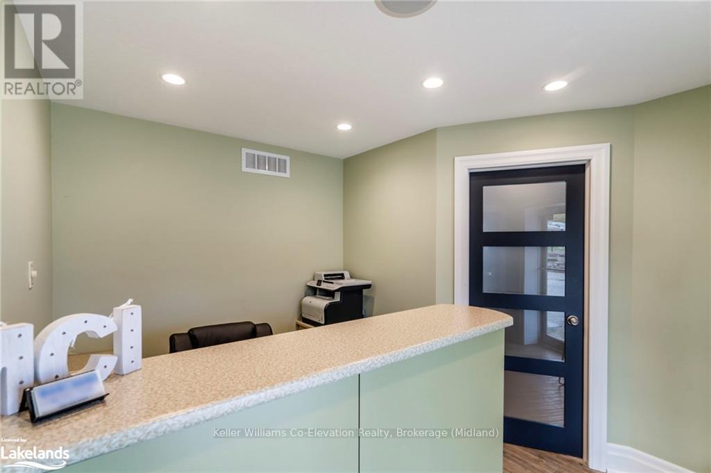 169 Elizabeth Street Property Photo 8