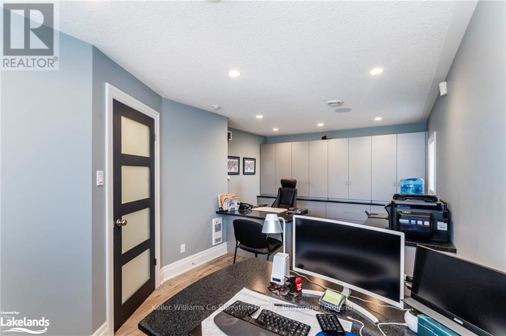 169 Elizabeth Street Property Photo 13