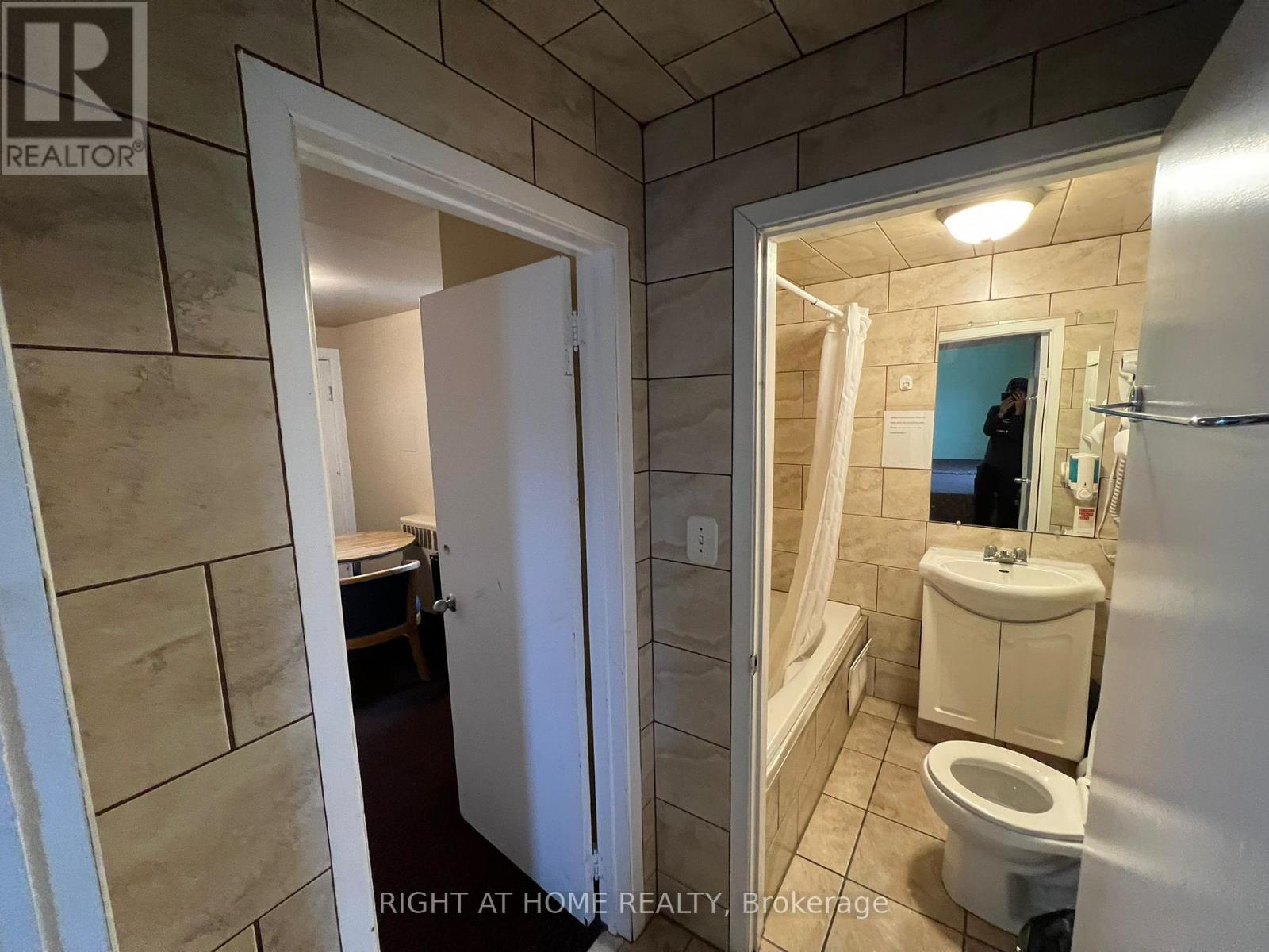 107 Neywash Street Property Photo 11