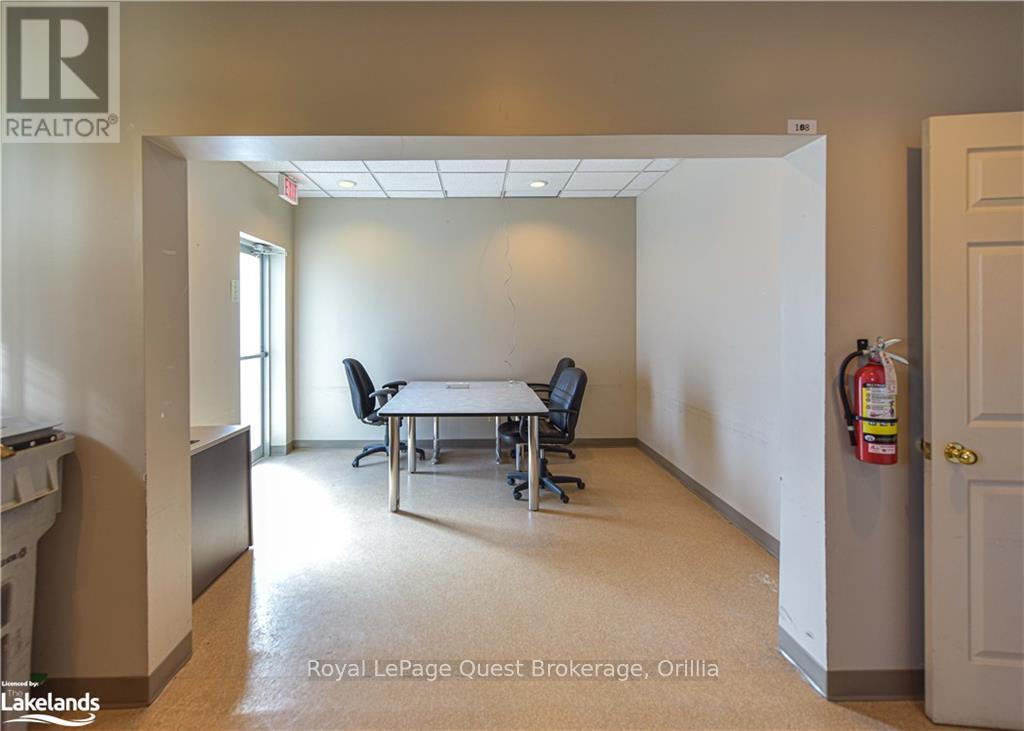 94 Colborne Street W Property Photo 18