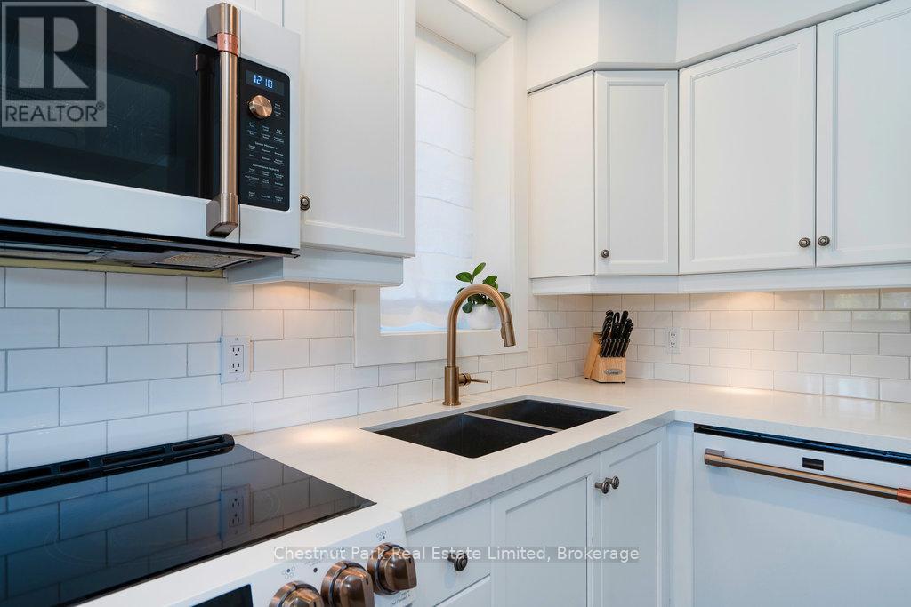 627 Johnston Park Avenue Property Photo 14