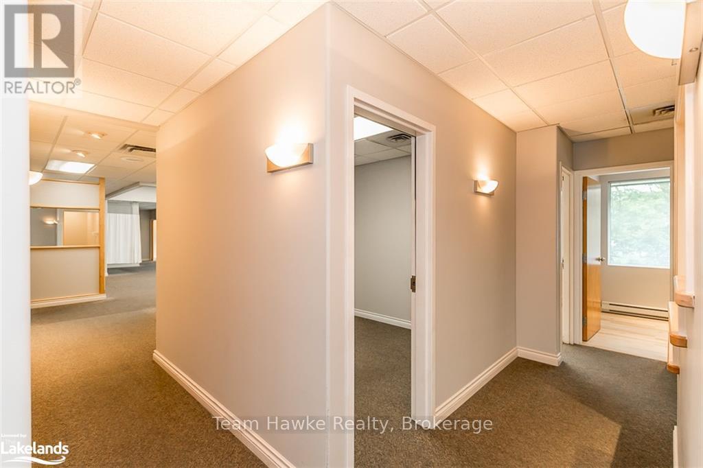 203 - 240 Penetanguishene Road Property Photo 22
