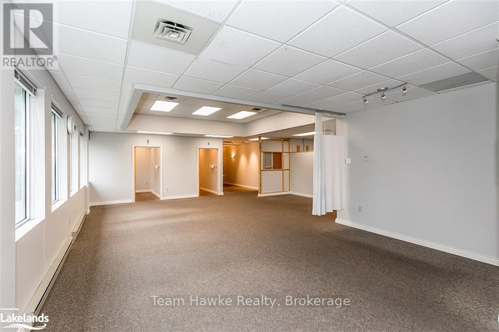 203 - 240 Penetanguishene Road Property Photo 27