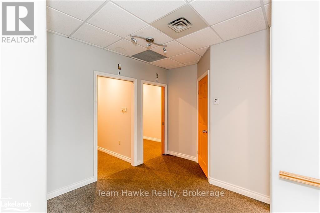 203 - 240 Penetanguishene Road Property Photo 35