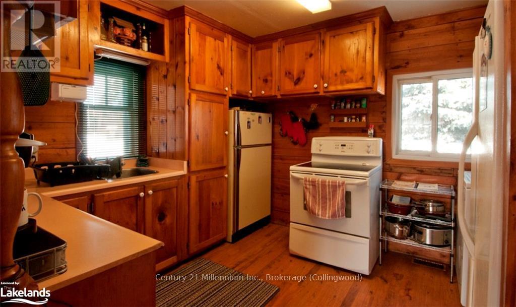 4352 124 County Road Property Photo 2