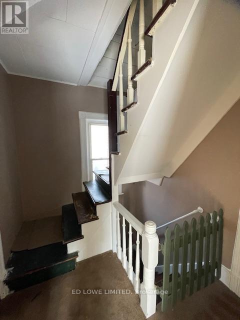 39 Poyntz Street Property Photo 49
