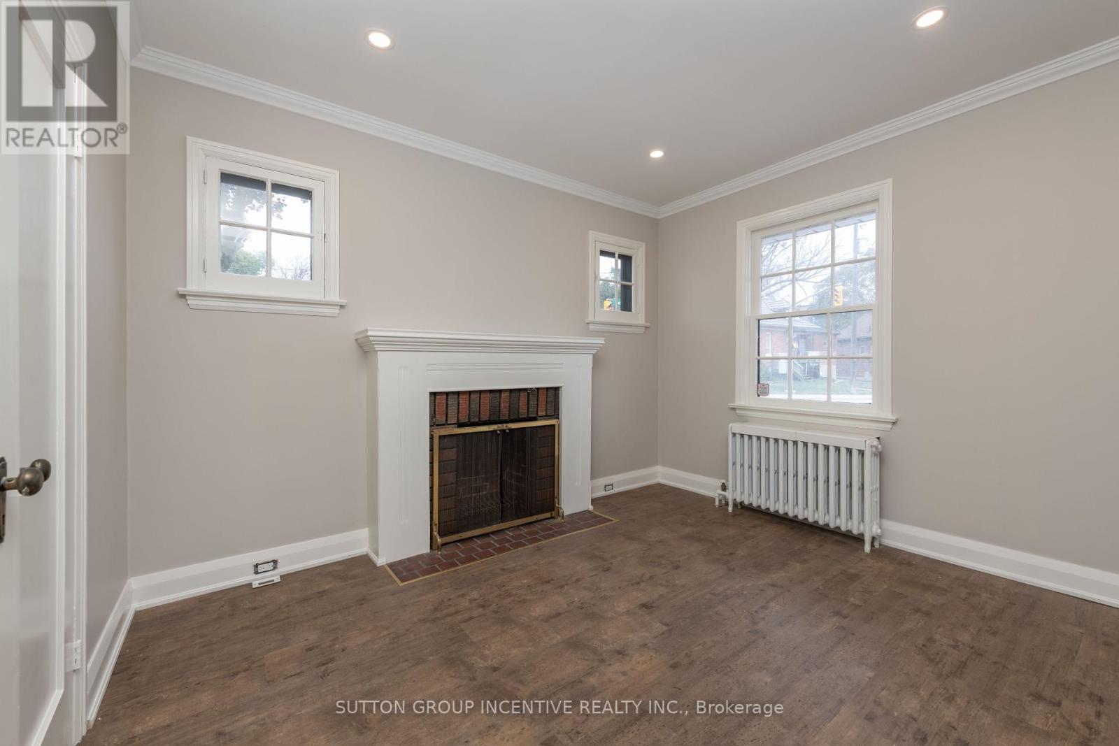80 Maple Avenue Property Photo 8