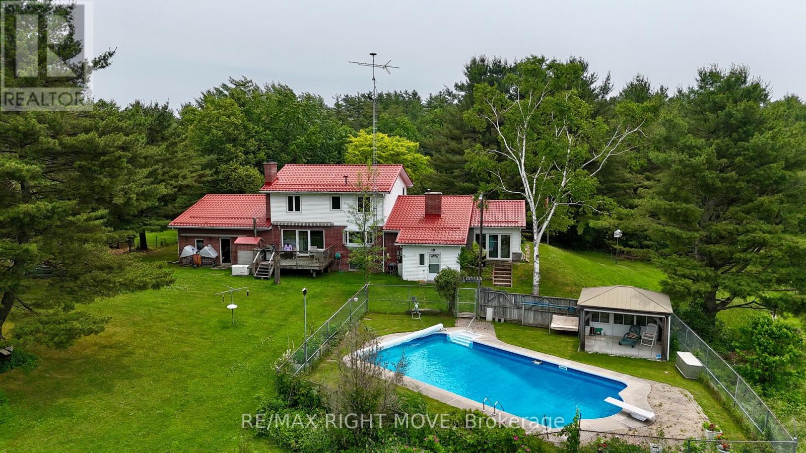 3146 Wasdell Falls Road Property Photo 4