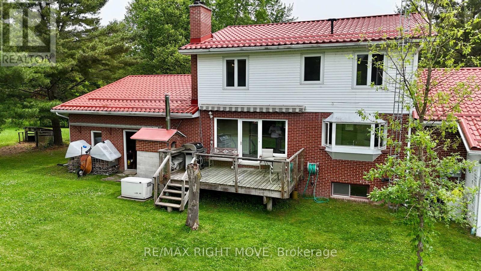 3146 Wasdell Falls Road Property Photo 8