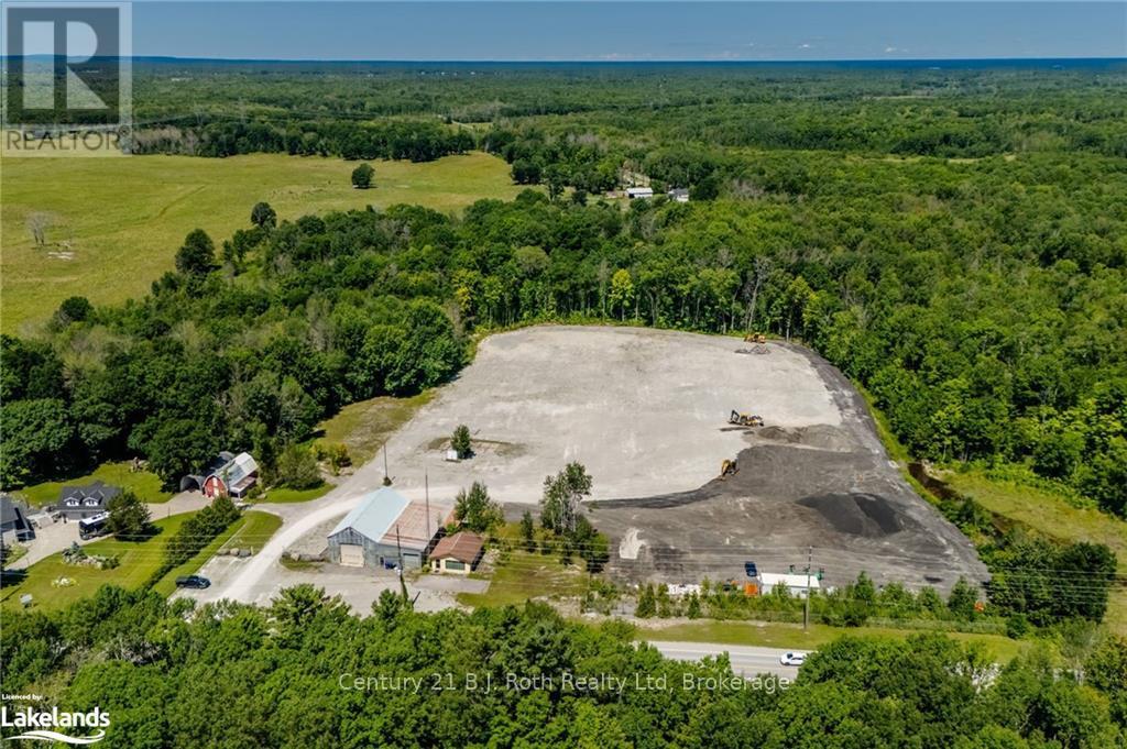2565 Quarry Road Property Photo 2