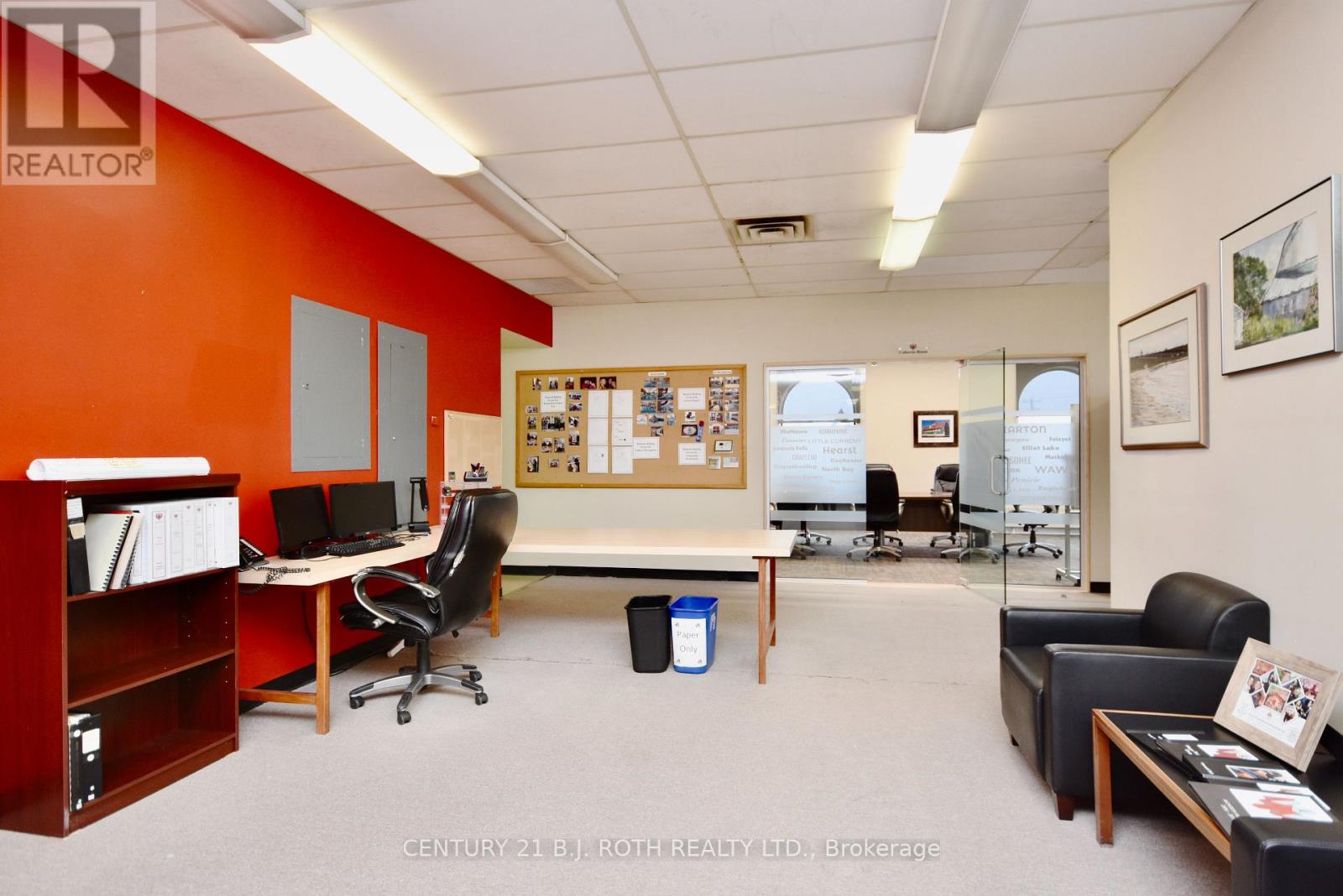 31 Colborne Street E Property Photo 23