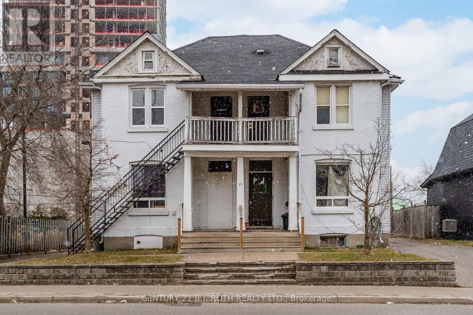 37 Toronto Street Property Photo 1