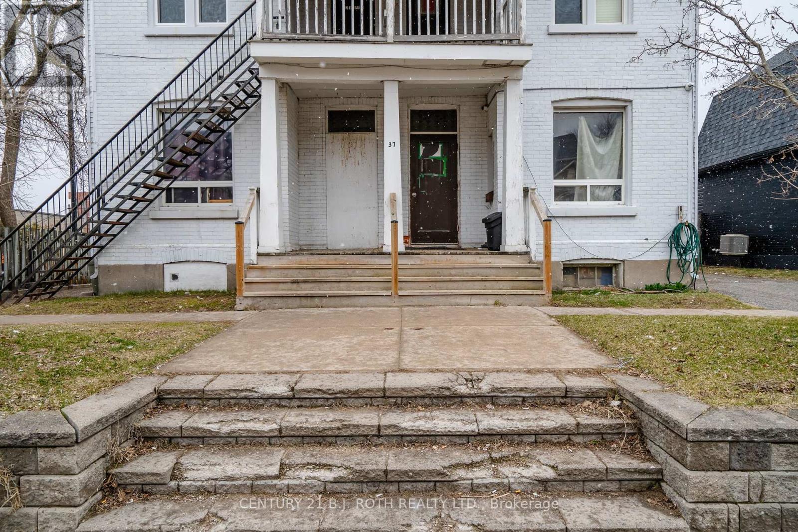 37 Toronto Street Property Photo 26