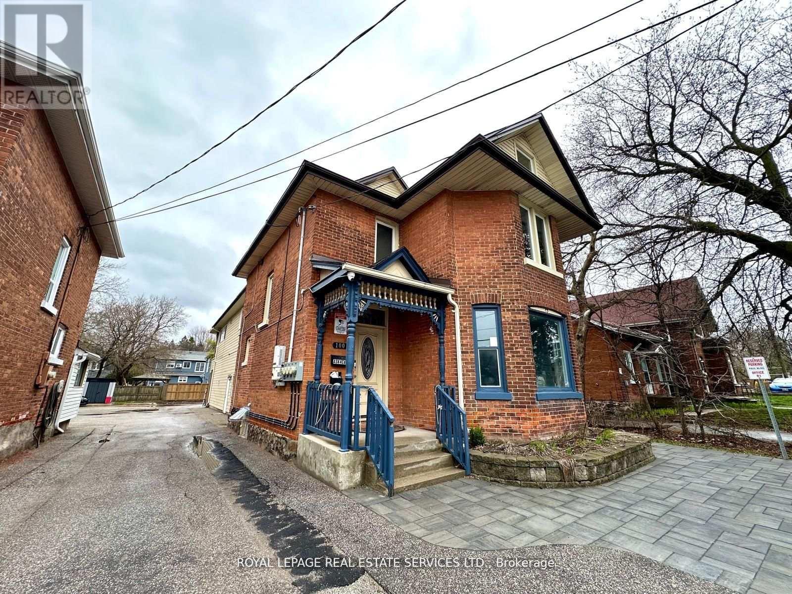 100 Essa Road Property Photo 24