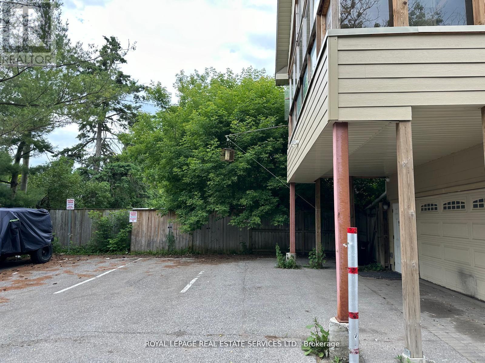 100 Essa Road Property Photo 28