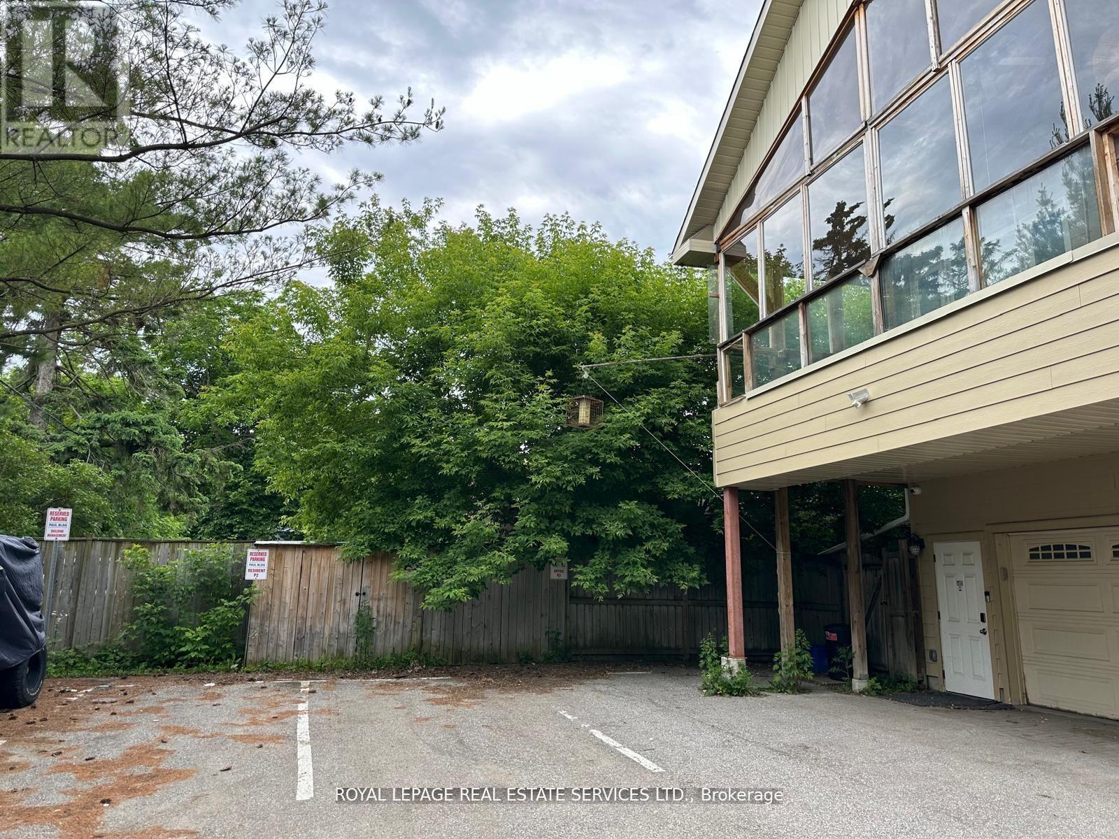 100 Essa Road Property Photo 29