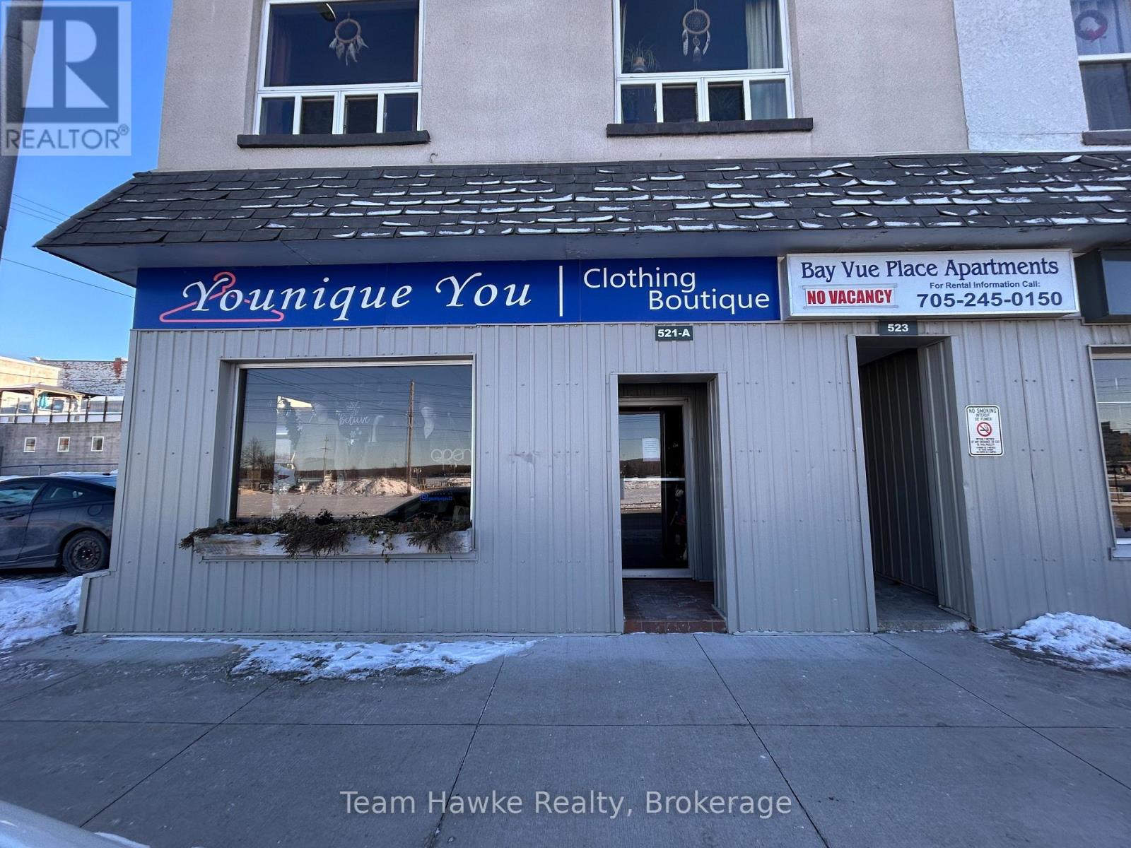 A - 521 Bay Street Property Photo 1