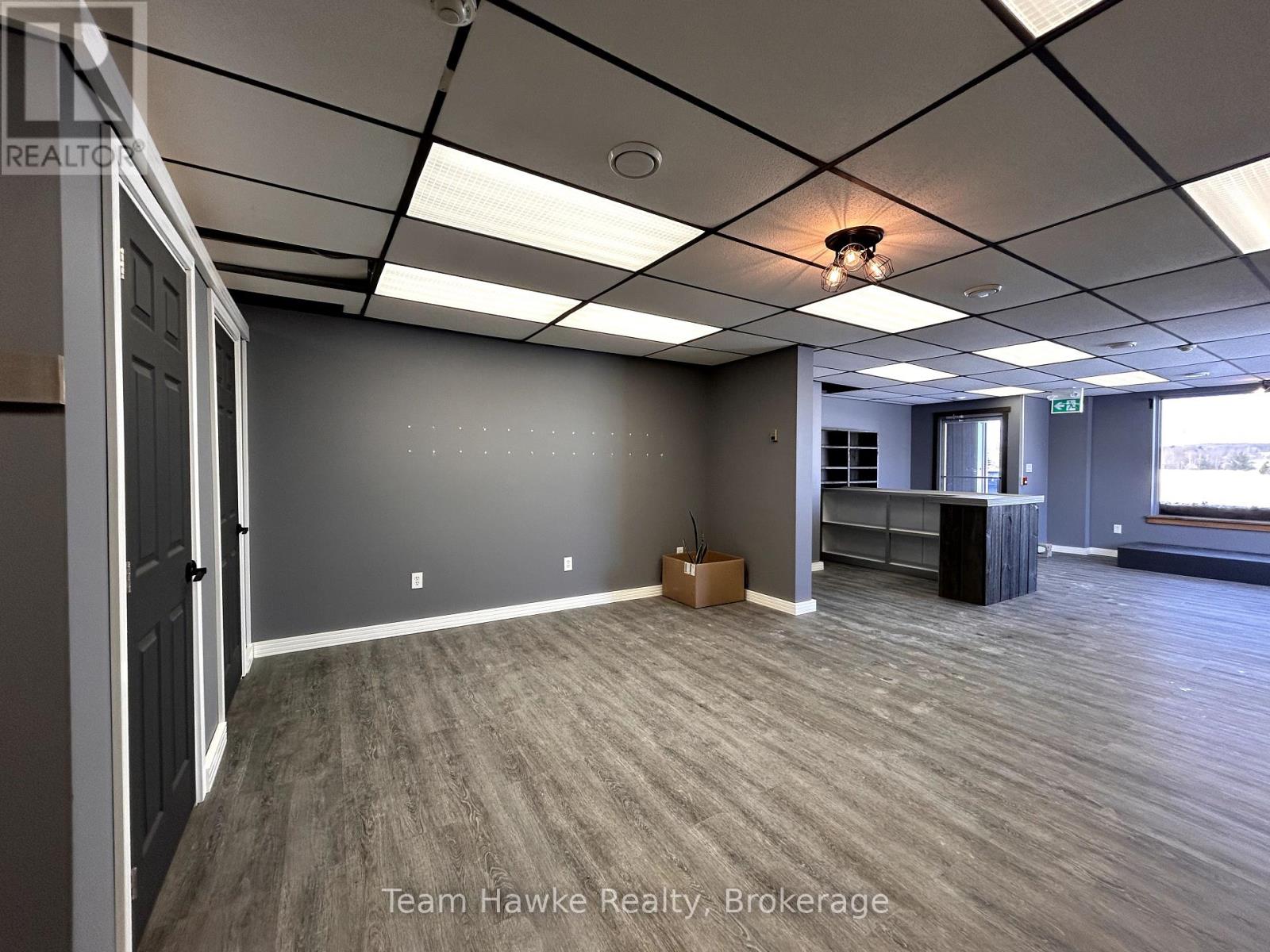 A - 521 Bay Street Property Photo 13