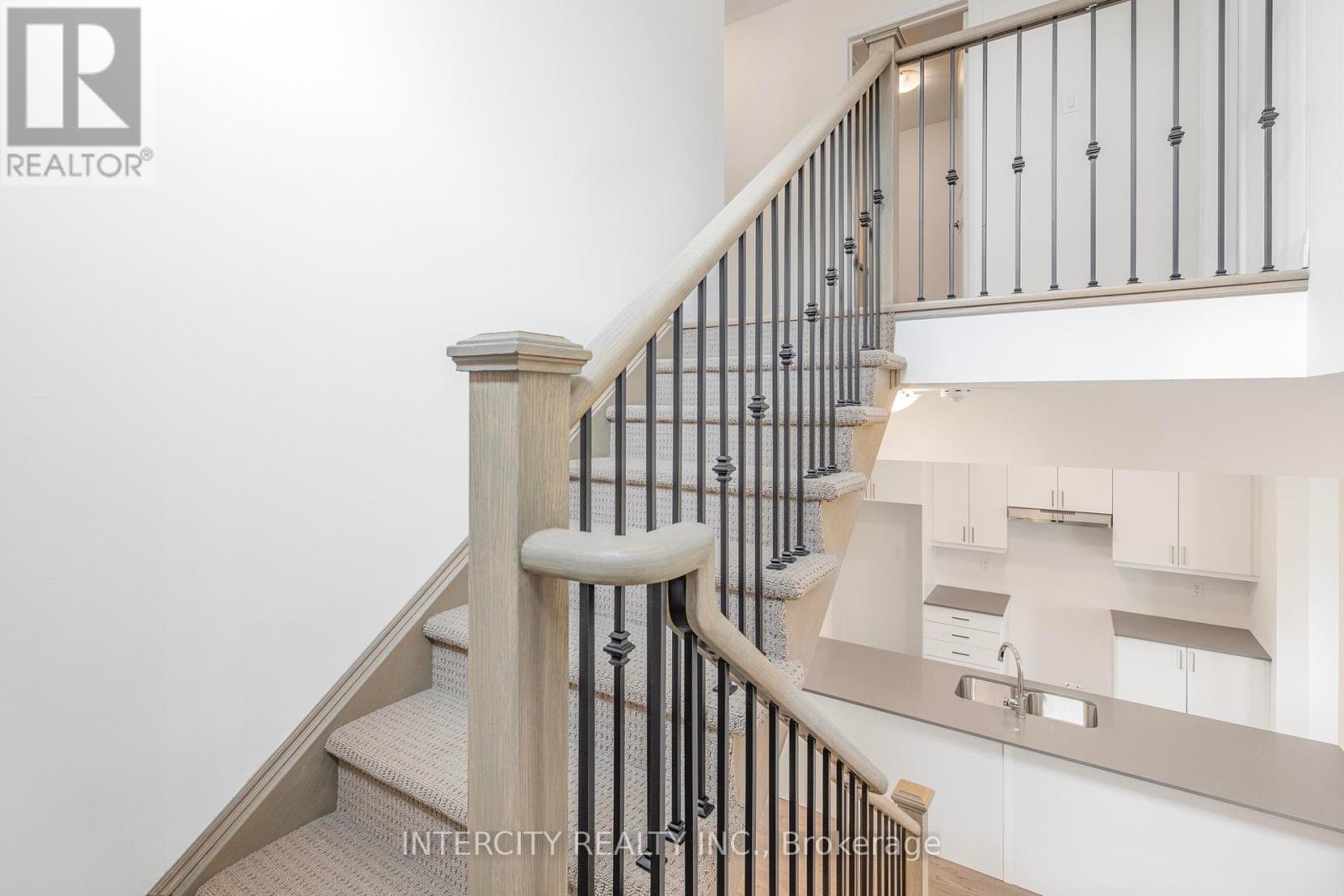 345 Quebec Street Property Photo 8