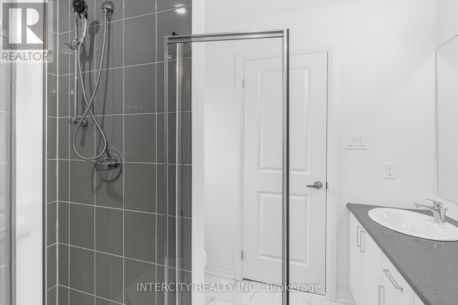 345 Quebec Street Property Photo 11