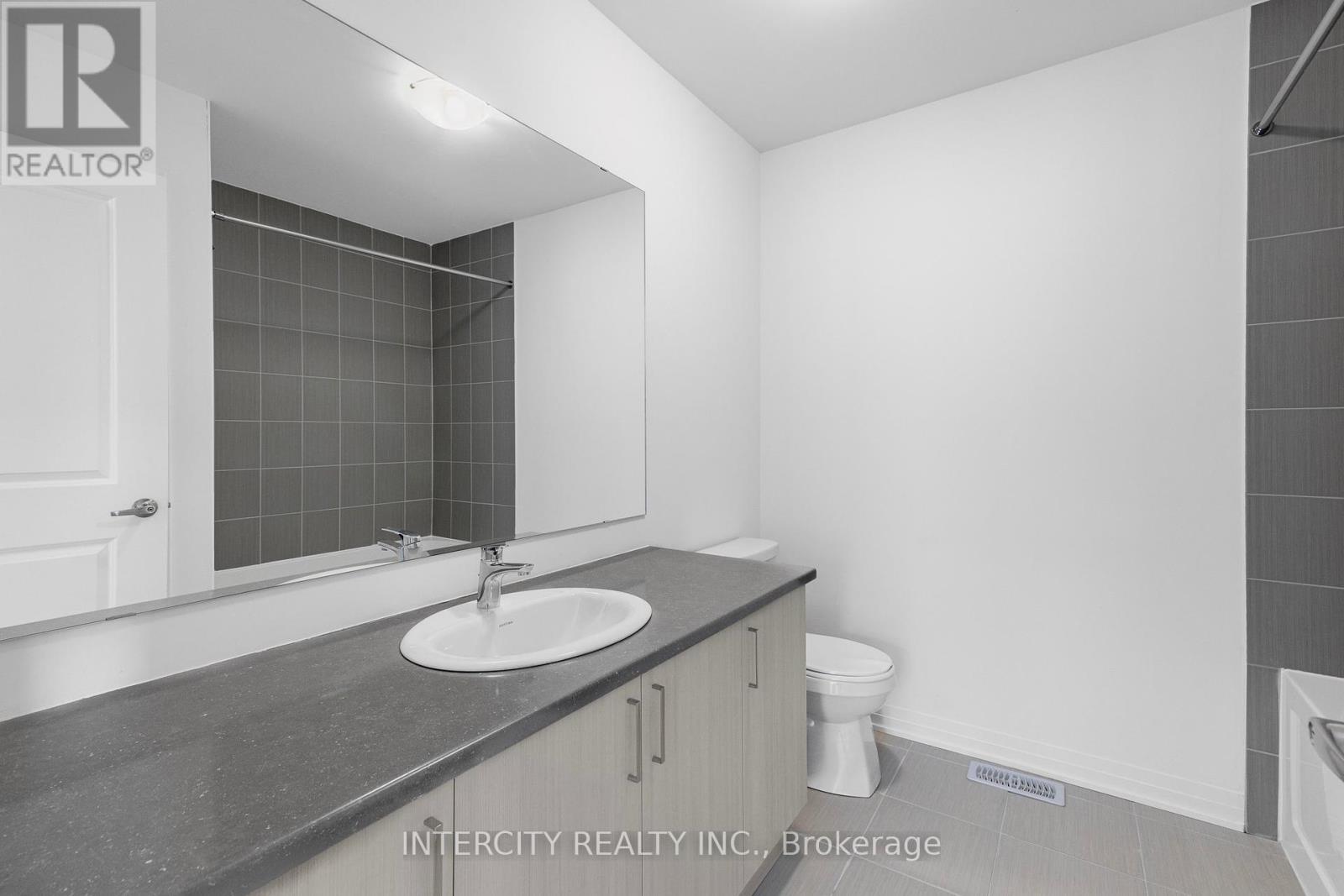 345 Quebec Street Property Photo 13