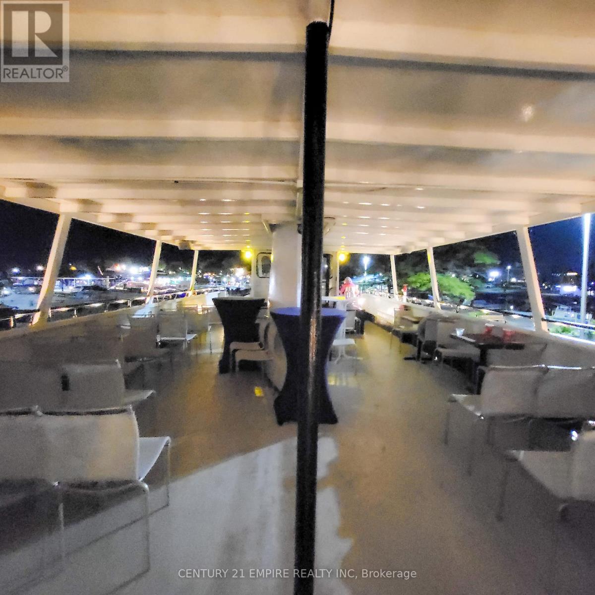 175 King Street Property Photo 19