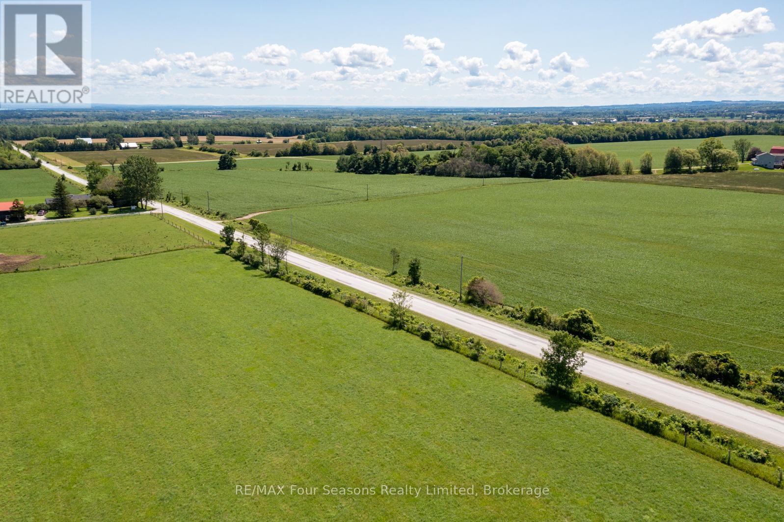 8483 36/37 Nottawasaga Side Road Property Photo 11
