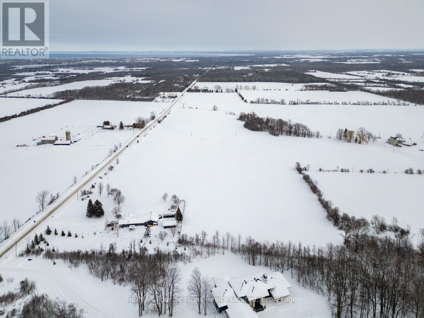 8483 36/37 Nottawasaga Side Road Property Photo 14